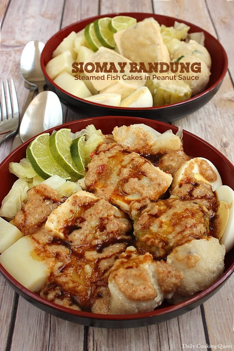 Siomay Bandung - Steamed Fish Dumplings in Peanut Sauce